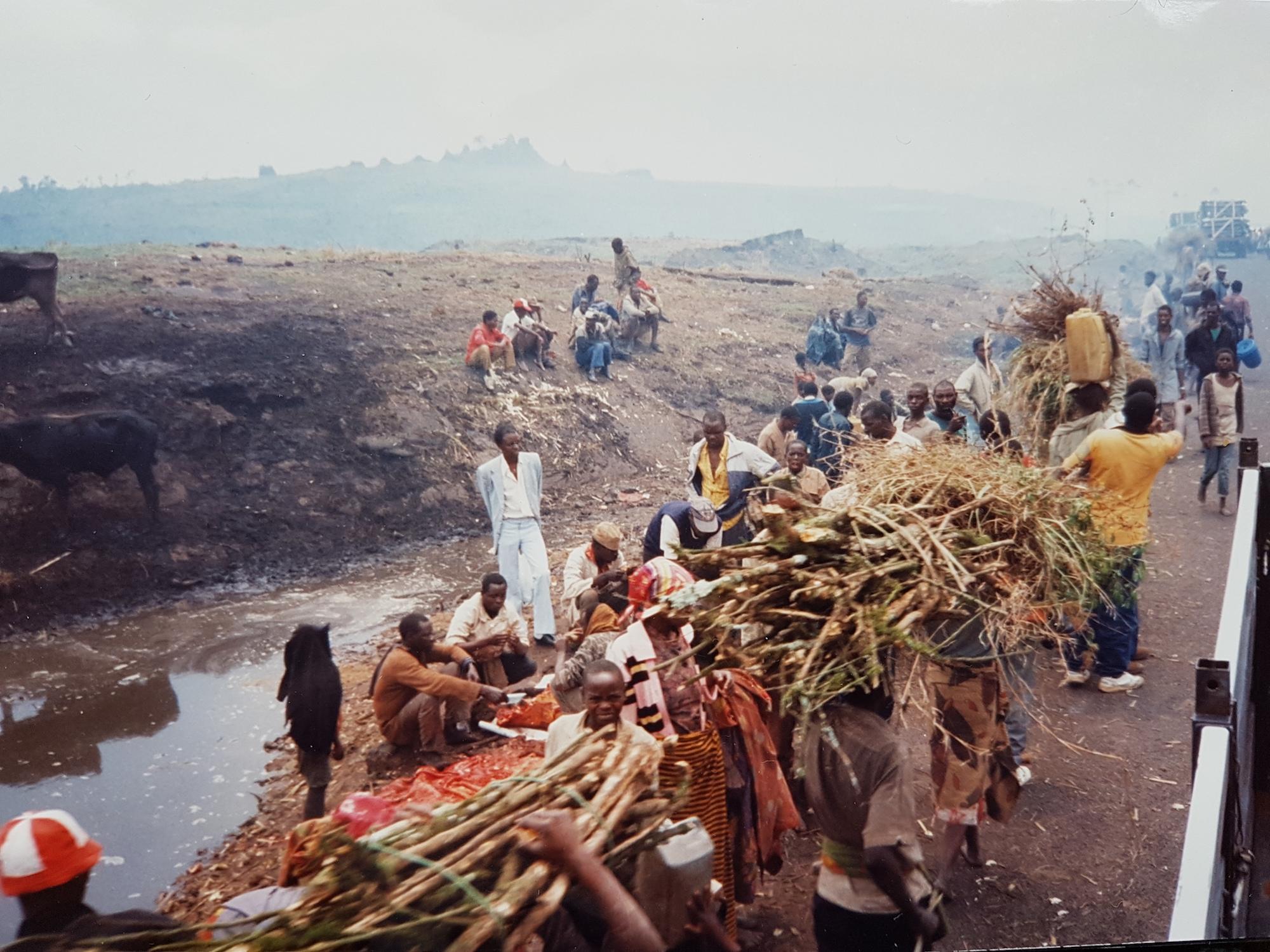 Endlos waren 1994 die Trecks geflüchteter Menschen, die aus Ruanda in das Flüchtlingslager im Kongo kamen.