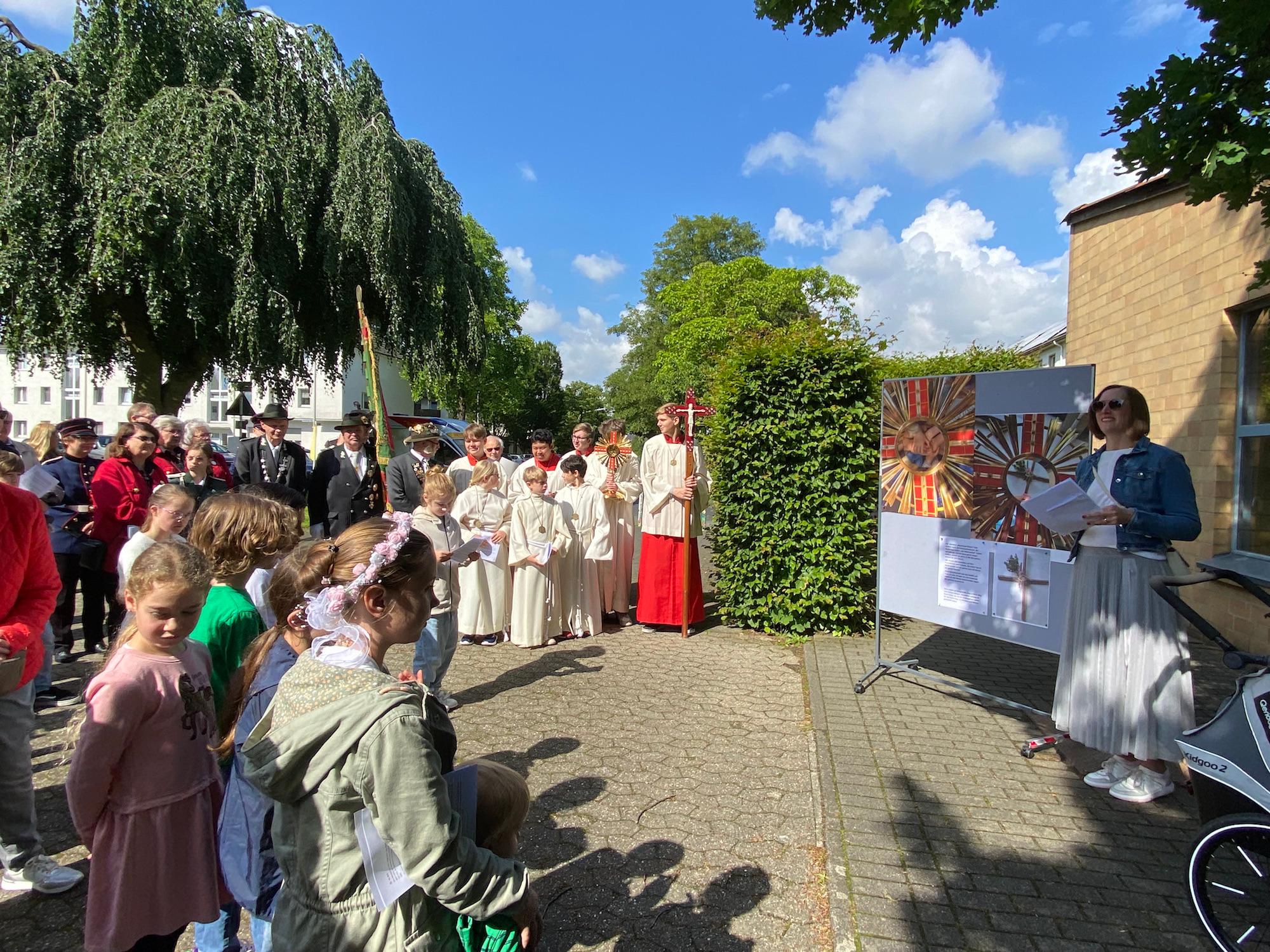 Ein Spaziergang durch die Ausstellung.